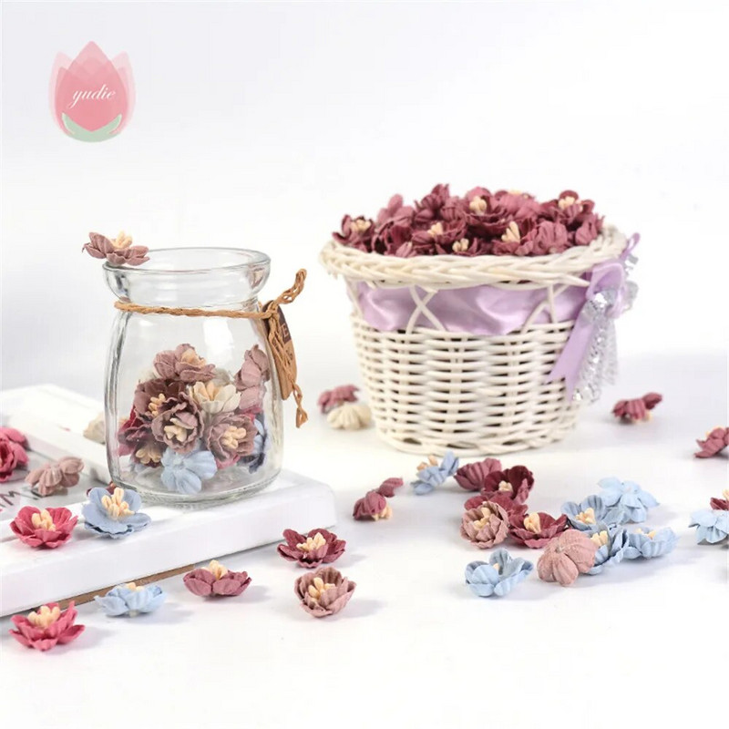 Svilena ruža Umjetno cvijeće 2 cm Lažno cvijeće za uređenje doma Vrt Vjenčanje Bračna dekoracija DIY Odjeća Dodaci za vijenac