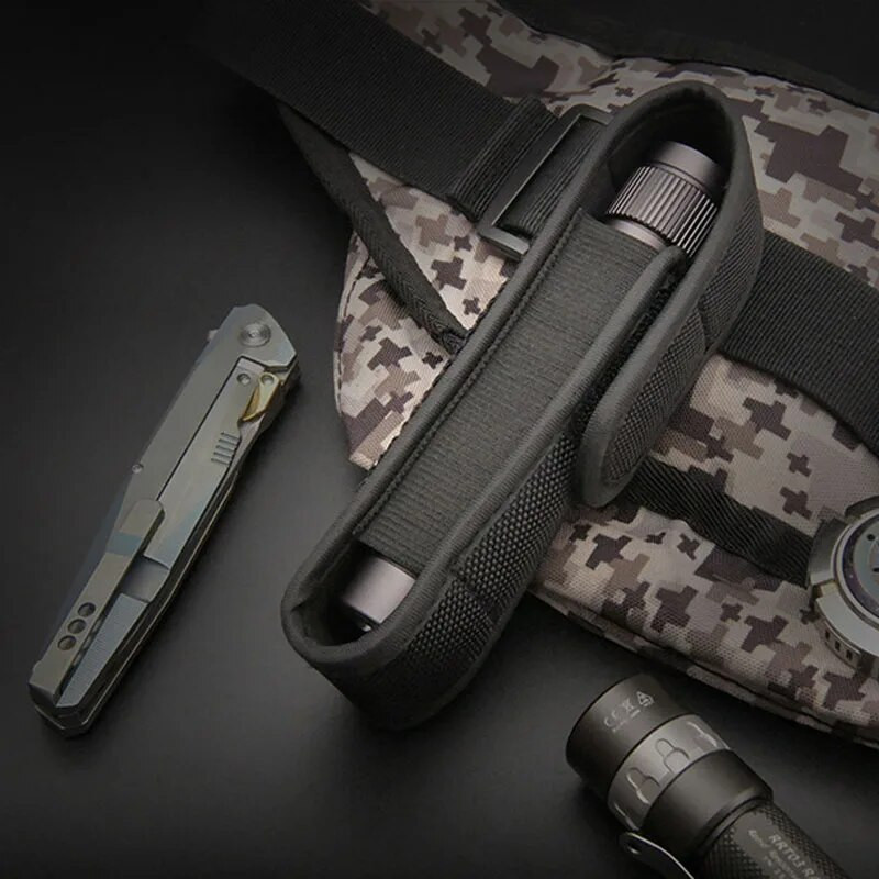 1 vnt. Taktinis žibintuvėlis Molle LED žibintuvėlis, maišelis lauke, darbas, medžioklė, stovyklavimas, žygiai, įvairūs įrankiai, sulankstomas peilio laikiklis