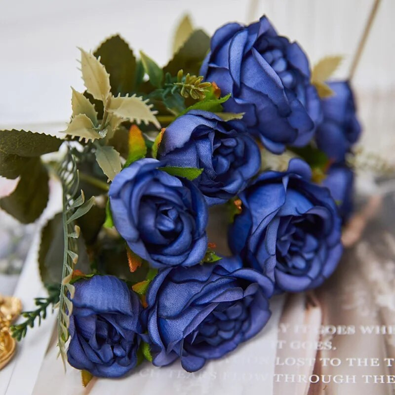 Jauni 8 galvu mākslīgie ziedi zīda peonija zaļa sarkana rozā roze viltus zieds kāzu galda istabai ballītes pušķu dekorēšanai