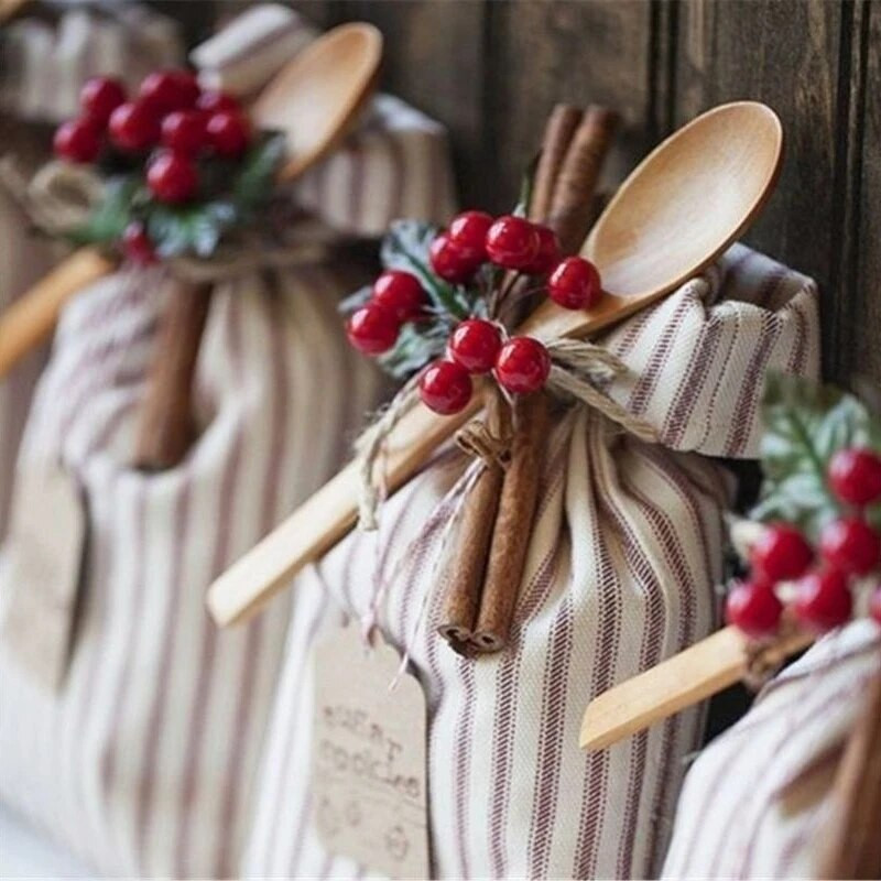 200/50 kom. Umjetne bobice Crvena trešnja prašnik Mini lažne bobičaste biserne perle DIY Božićni vijenac Pokloni za novogodišnju zabavu Dekoracije