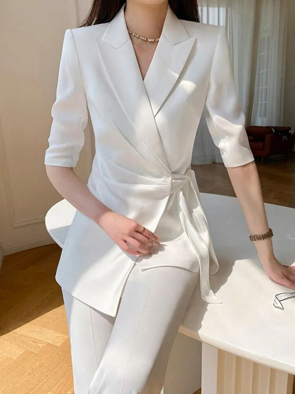 Circyy odijelo za žene Uredska odjeća 2023. Novi korejski modni kaput s blejzerom na vezanje do pola rukava + hlače s visokim strukom, uska bijela odjeća