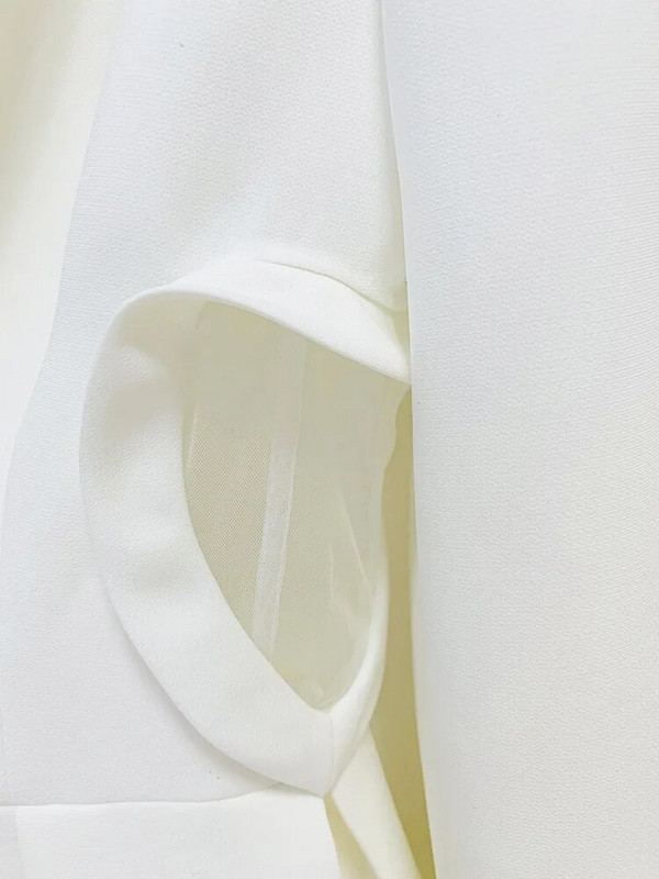 Suvised püksid, mis sobivad naistele