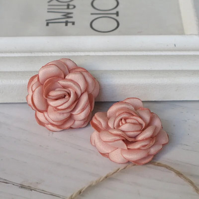 10 gab. 3,5 CM roku darbs, satīns, mazs rozes audums, mākslīgais zieds DIY galvassegu aksesuāriem kāzu kleitu apģērba dekors