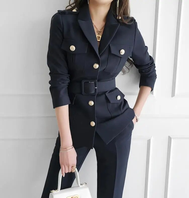 Bālbalti melni bikškostīmi divi gab. komplekti Sieviešu bikškostīmi aprikožu biznesa divrindu pogas, deviņi žakešu bikses, formāli tērpi