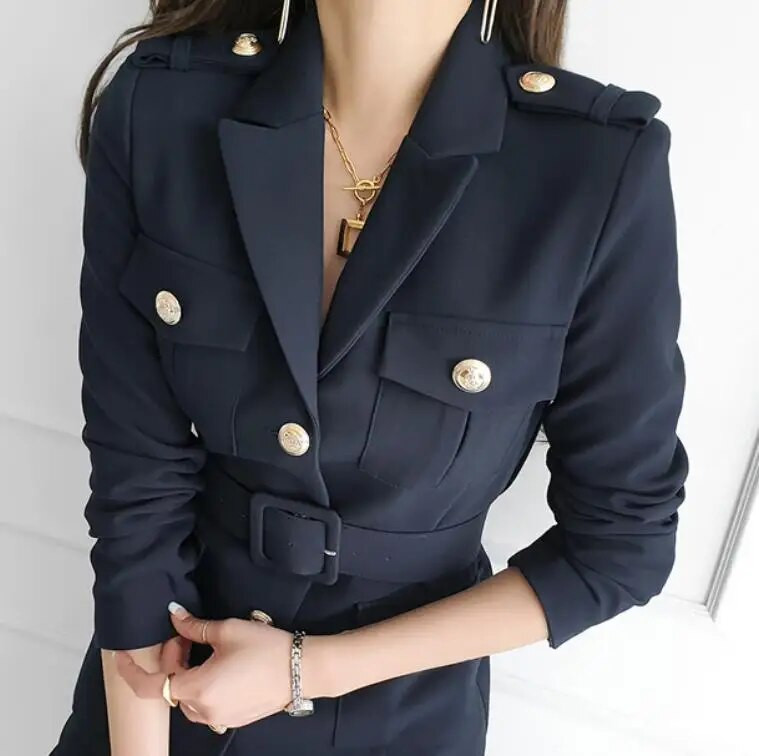 Bālbalti melni bikškostīmi divi gab. komplekti Sieviešu bikškostīmi aprikožu biznesa divrindu pogas, deviņi žakešu bikses, formāli tērpi