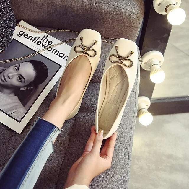 Pavasario moteriškos minkštos odinės balerinos plokščiapadžiai patogūs žalios spalvos rožinės smėlio spalvos baleto plokščiapadžiai kvadratiniai korėjietiški 43 dydžio batai