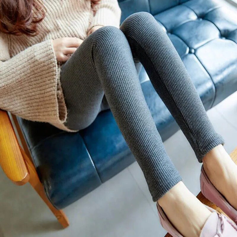 Pilvą pakeliantys antblauzdžiai Moteriški drabužiai nėščiosioms Siūlai Medvilniniai drabužiai nėščiosioms Minkšti drabužiai nėščiosioms Kelnės antblauzdžiai