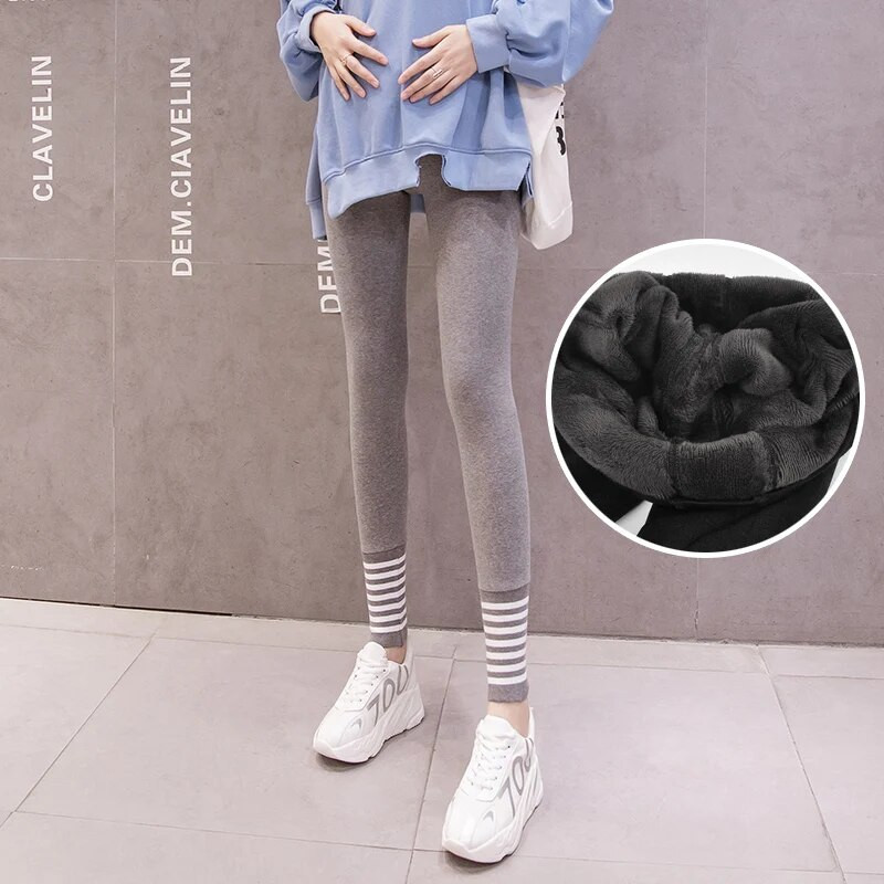 2022 Téli Kismama Leggings Téli bársony nadrág terhes nőknek Meleg ruhák Vastagító Terhesnadrágok Anyaruhák
