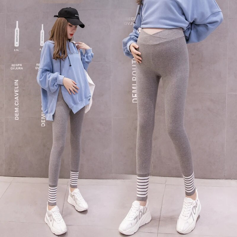 2022 Téli Kismama Leggings Téli bársony nadrág terhes nőknek Meleg ruhák Vastagító Terhesnadrágok Anyaruhák