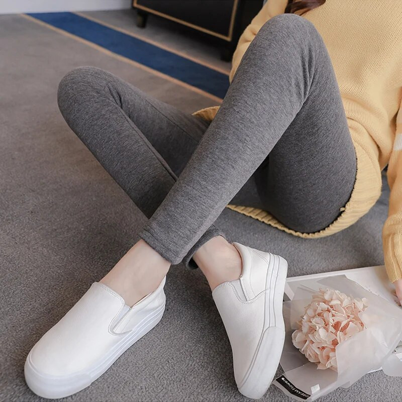 2022-es forró kiárusítás All Match kismama nadrágok téli nadrágok jó minőségű pamut vastag bársony meleg leggingsek terhes nőknek