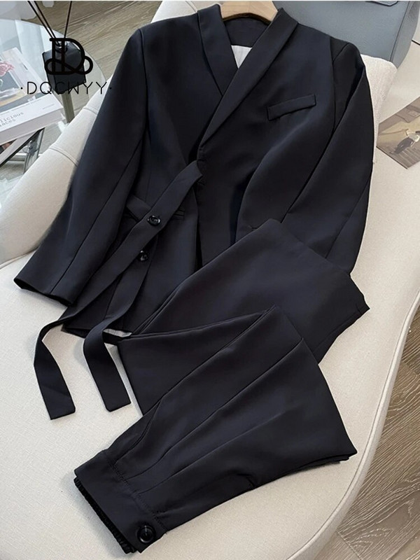 Ženski kompleti hlača Jesen 2023. Nova ružičasta moda Sense of Design Blazer Kaput Temperamentan Ženski dvodijelni komplet hlača širokih nogavica