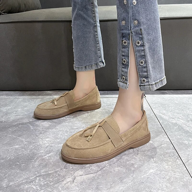 Klasiski pastaigu kurpes Sieviešu mākslīgās zamšādas mokasīni Sieviešu slēdzenes ar bārkstīm dekoru Laivu apavi ikdienišķas, uzvelkamas, plakanas Zapatos De Mujer
