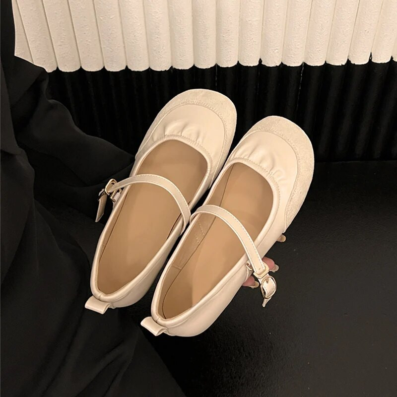 Dizajn marke Mary Jane cipele od brušene kože s okruglim prstima Ženske mekane elastične plisirane balerinke Ženske retro plitke mokasine s kopčom