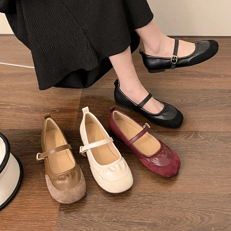Dizajn marke Mary Jane cipele od brušene kože s okruglim prstima Ženske mekane elastične plisirane balerinke Ženske retro plitke mokasine s kopčom