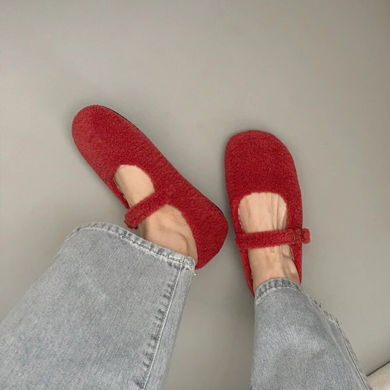 Modne vunene balerinke s okruglim prstima Ženske koncizne tople plišane natikače Ženske brendirane pahuljaste cipele Mary Jane u crveno sivoj boji