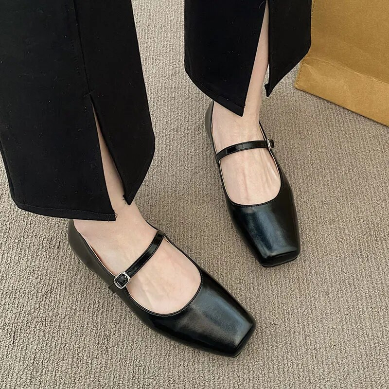 Νέα γυναικεία φλατ τετράγωνα παπούτσια Mary Janes Sliver χρυσά δερμάτινα παπούτσια για γυναικεία λουράκια πόρπης Γυναικεία ρηχά παπούτσια Spring 1299N