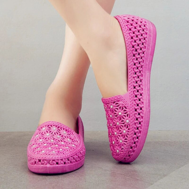 Ženske ravne cipele za ljeto 2023., prozračne šuplje plitke cipele za hodanje za žene za vanjsku modu, lagane ženske cipele za slobodno vrijeme