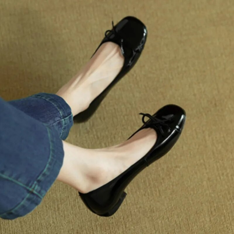 Ženske ravne balerinke Lakirane balerinke s leptir mašnom Cipele za čamac na niske potpetice Ravne cipele s niskim petama Ženske crne mokasine Proljeće Jesen 1552N