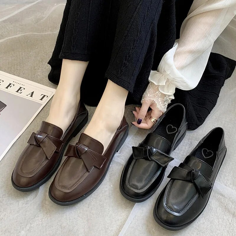 Proljeće Jesen Ženske mokasine Ravne cipele s leptir-mašnom Ženske ravne kožne cipele Lazy Cipele Crne ženske plišane cipele za čamac Tople 8897N