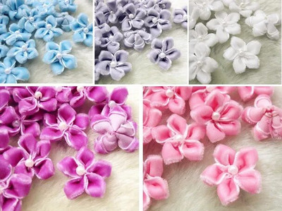 20 ks 25 mm biela farba U pick zamatová stuha kvet Bauhinia s perleťovou aplikáciou svadobné