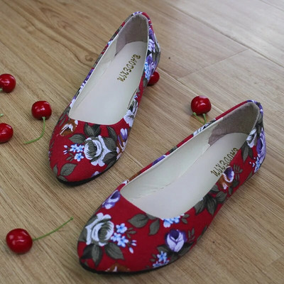 Liela izmēra Sieviešu dzīvokļi Ziedi Slip on Plakanas kurpes Drukāt Balets Dzīvokļi Sieviešu laivu kurpes Ziedu ķepas sekla kurpe zapatos mujer