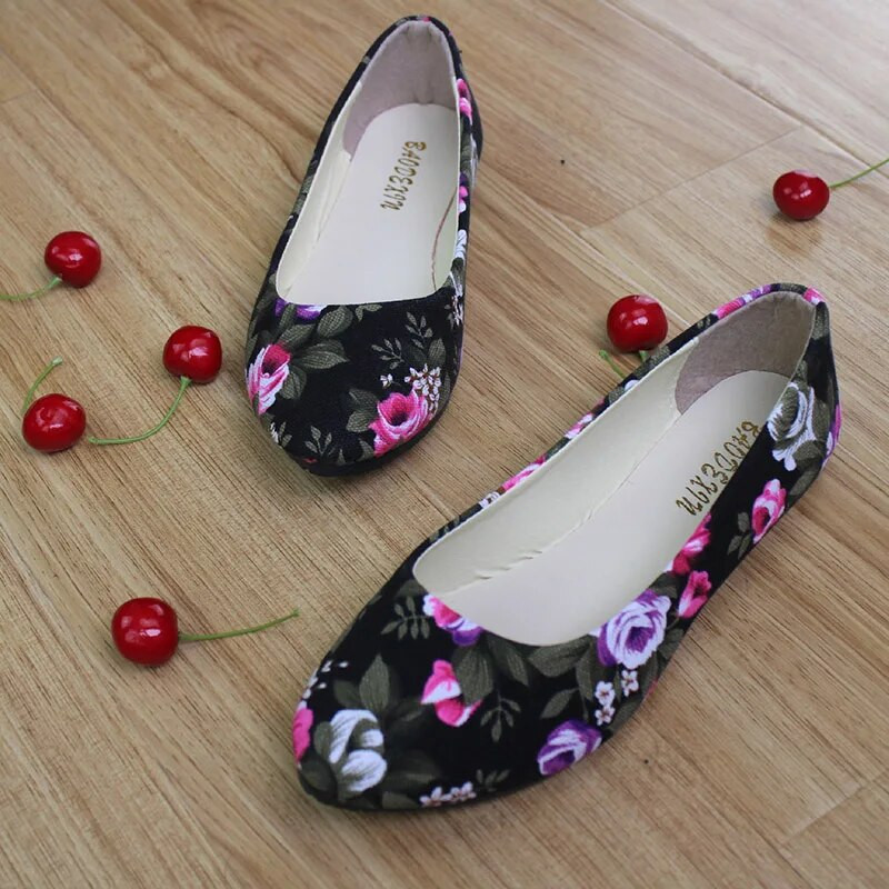 Liela izmēra Sieviešu dzīvokļi Ziedi Slip on Plakanas kurpes Drukāt Balets Dzīvokļi Sieviešu laivu kurpes Ziedu ķepas sekla kurpe zapatos mujer