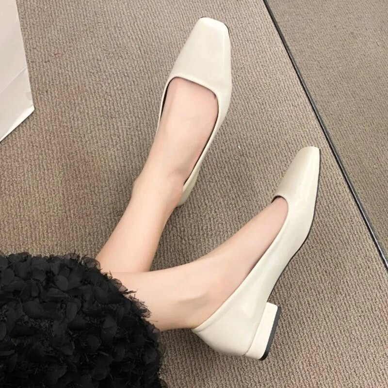 Nove ženske ravne cipele Jednobojne cipele za čamac s četvrtastim prstima Ravne cipele s ravnim prstima Ženske natikače Udobne uredske Zapatos Mujer 1557N