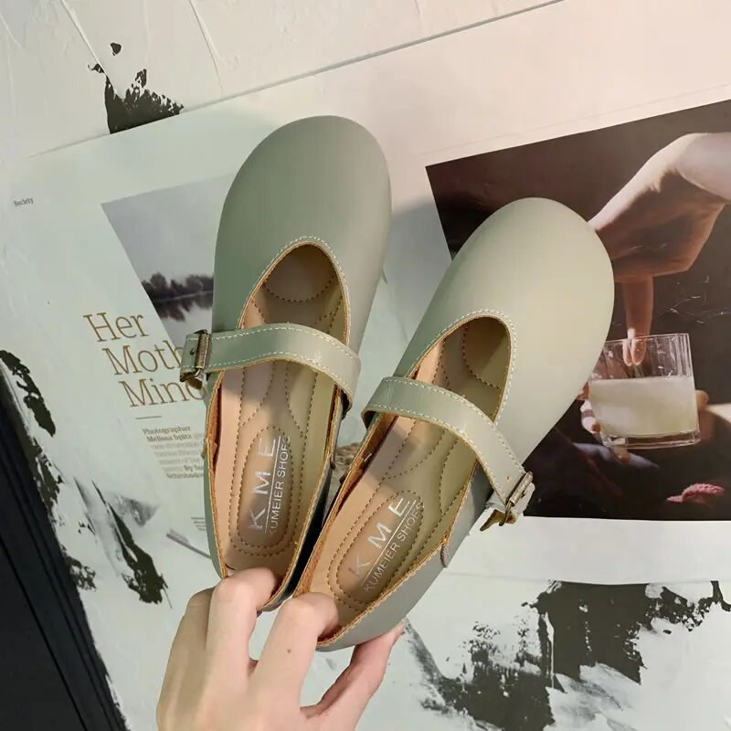 Čista ručno izrađena koža za glavu, udobne mekane kožne cipele u nacionalnom stilu, mekane potplate, ženske ravne cipele s kopčom