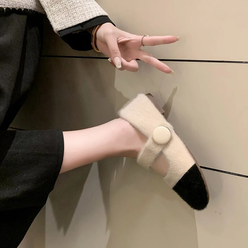 Jaunas ziemas sieviešu, plakanas, kokvilnas polsterētas Mary Jane kurpes Modes Sieviešu komforta apavi, kas uztur siltumu, plakani sieviešu plīša ikdienas āra apavi