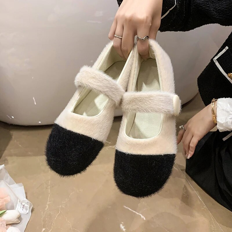 Jaunas ziemas sieviešu, plakanas, kokvilnas polsterētas Mary Jane kurpes Modes Sieviešu komforta apavi, kas uztur siltumu, plakani sieviešu plīša ikdienas āra apavi