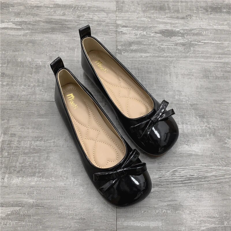 2023. gada rudens, jauns, sekla mute, mīksts apakšējais tauriņš, viena apavu sieviešu apavi ar plakanu apakšu, kvadrātveida galvu, elpojoši sieviešu apavi