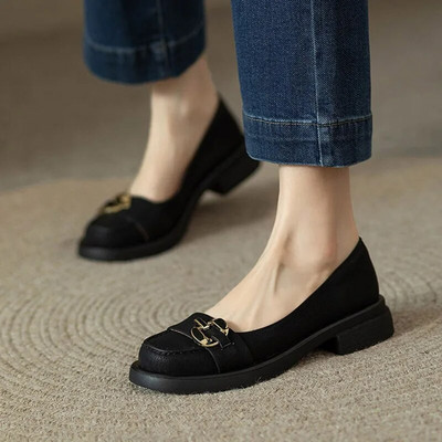 Proljeće Jesen Ženske oksford cipele Kožne cipele s platformom za žene Mokasine Cipele s metalnom kopčom Crne retro cipele za brod 9781N