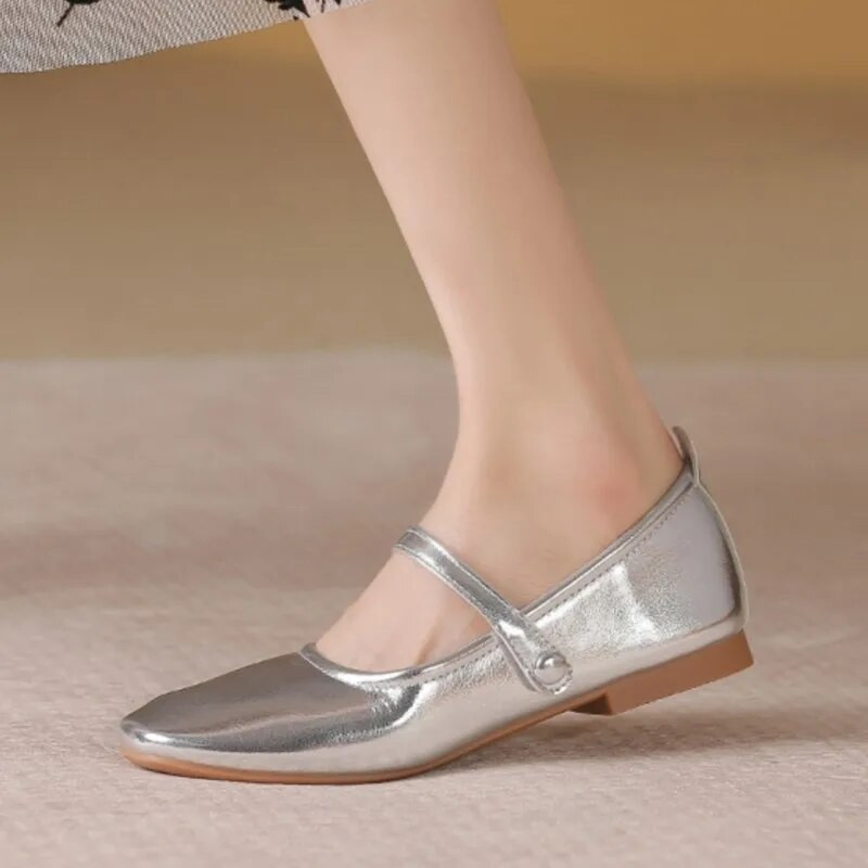 Nove ženske ravne cipele s četvrtastim prstima Cipele Mary Janes s niskom potpeticom Lakirane cipele Crvene crne vjenčanice za žene proljeće 1519N