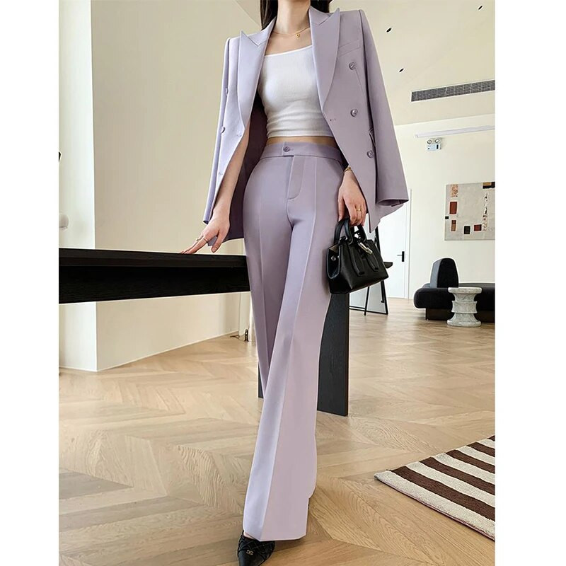 Elegáns női munkablézer öltöny, kétsoros kabát felső és egyenes nadrág, kétrészes szett, hozzáillő ruházat irodai hölgy