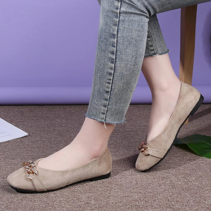 Kevadmoodsad lamedad naistejalatsid, kvaliteetsed metallist jalatsikingad Naiste lamedad mokassiinid, suur suurus 35–40 Sapato Feminino 2023