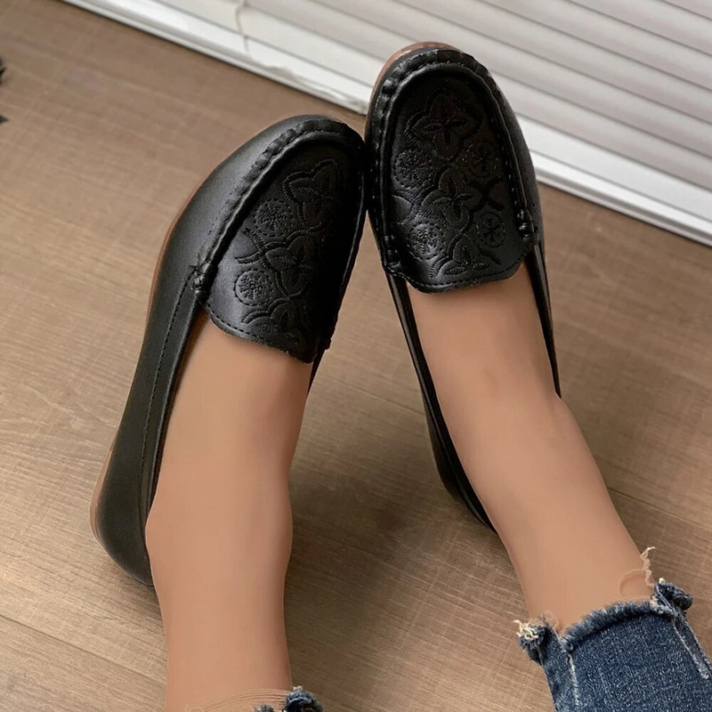 Tendon potplat mekane kožne majčinske cipele u proljetnom stilu ravne mekane jednostruke cipele sredovječne ženske cipele udobne kožne cipele