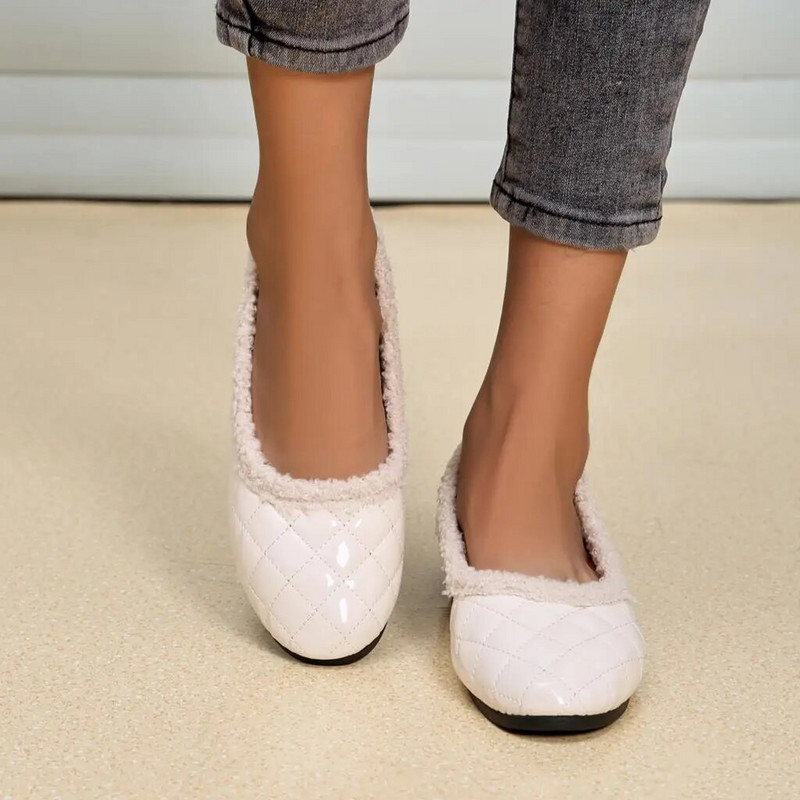 Plus Veličina 41 Ženske ravne cipele za čamac s rombičnom mrežom Tople plišane cipele s natikačama za žene Crne mokasine Zapatos Mujer 1639N