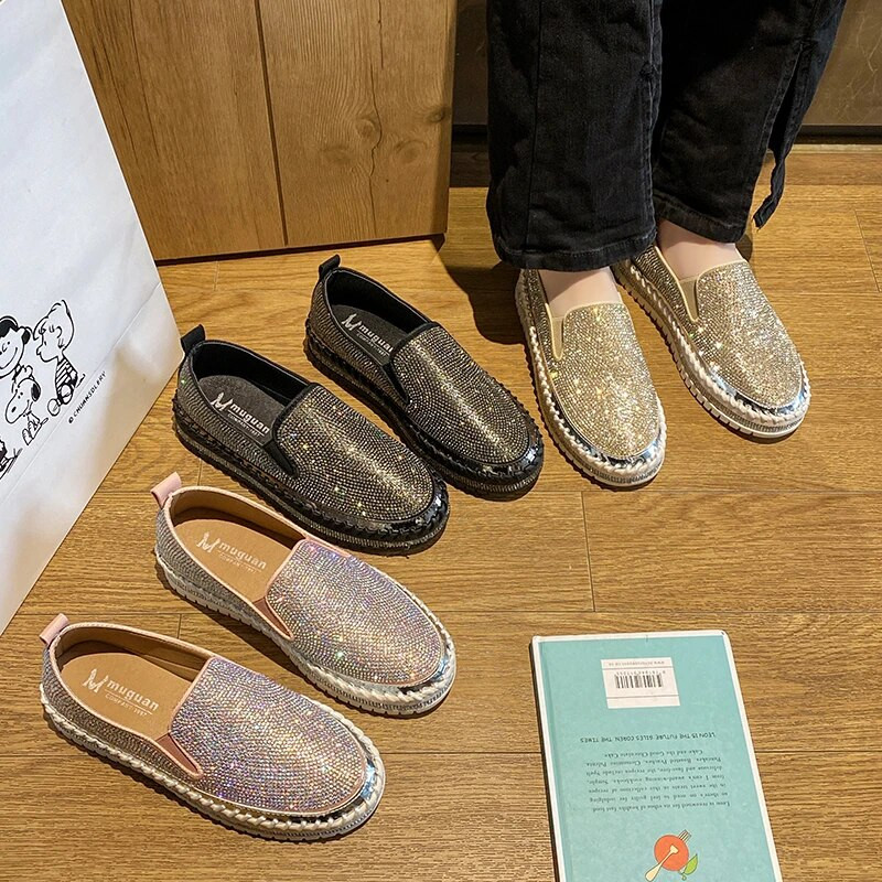 Luksusa zīmola Crystal ikdienas sieviešu apavi ar biezu zoli Temperamenta pavasara modes plakani apavi Sekli sieviešu vulkanizēti apavi