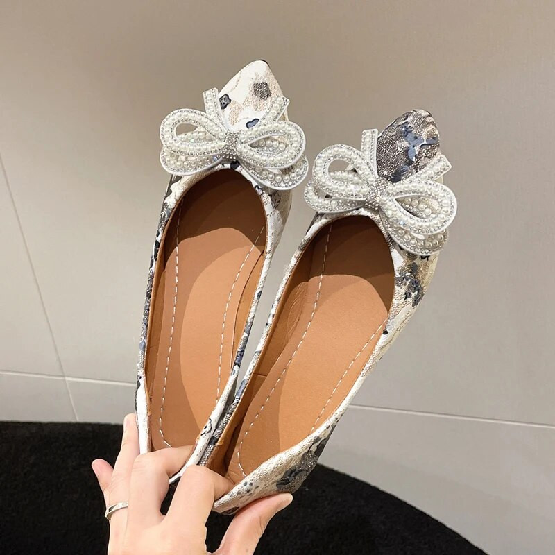 Ženske ravne elegantne modne ženske ravne modne baletne cipele Ženske blistave kristalne leptir-mašne Cipele sa šiljatim prstima Ravne cipele Zapatos De Mujer