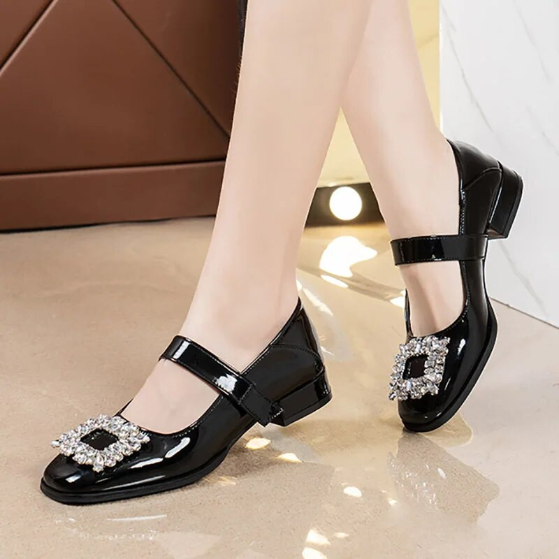 Ženske ravne lakirane cipele Mary Janes Četvrtaste cipele sa vještim dijamantom Četverokutne cipele niske pete Zapatos Mujer 9504N