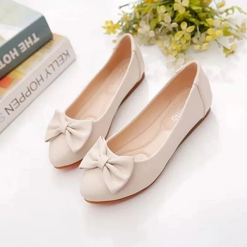 Minkštos odos negilūs plokščiapadžiai batai, moteriški paprasti laisvalaikio darbo batai važinėjantys smailia nosimi Saldus lankelis korėjietiška mada pavasario ruduo