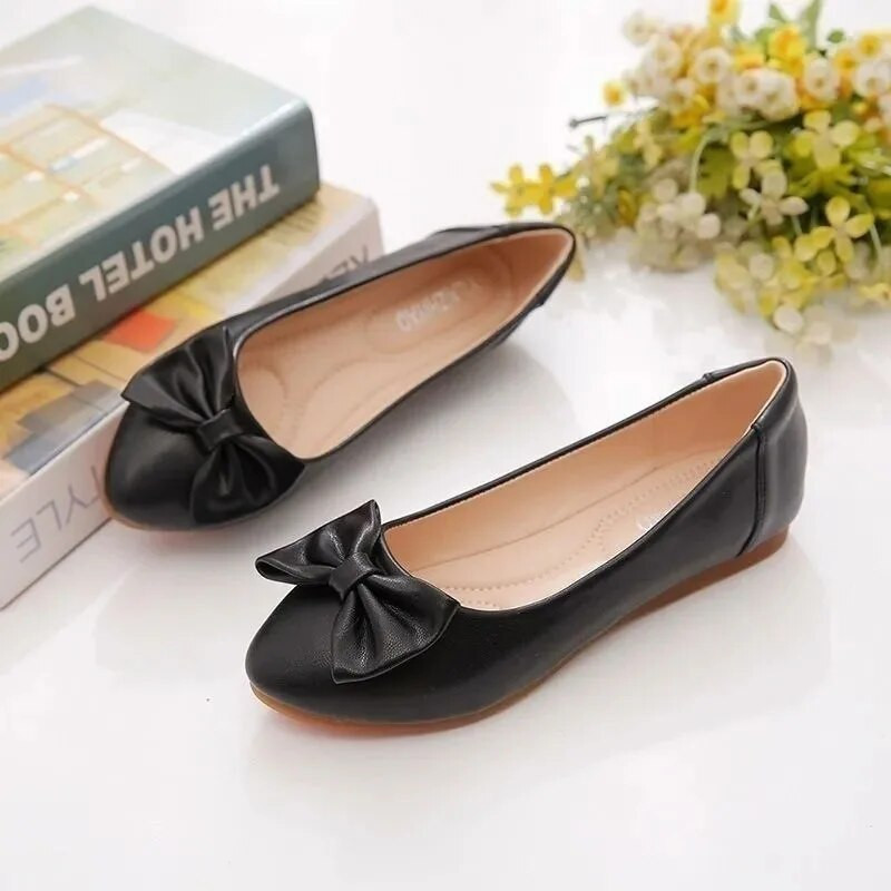 Minkštos odos negilūs plokščiapadžiai batai, moteriški paprasti laisvalaikio darbo batai važinėjantys smailia nosimi Saldus lankelis korėjietiška mada pavasario ruduo