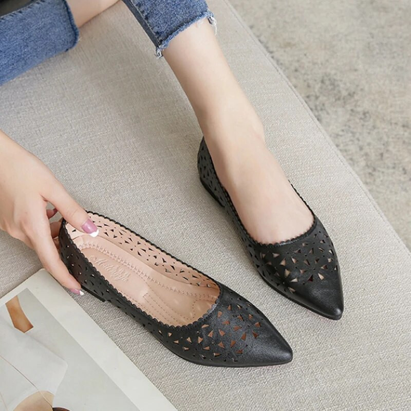 Ženske ravne cipele Kožne ženske baletne cipele sa šiljatim prstima Ljetne ženske cipele s izdubljenim natikačama Ženske cipele Sandale Vc3091