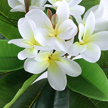 1PCS Изкуствени цветни клони на plumeria Фалшиви стъбла Естествени зелени листа Цветя За outsaid Направи си сам аксесоари