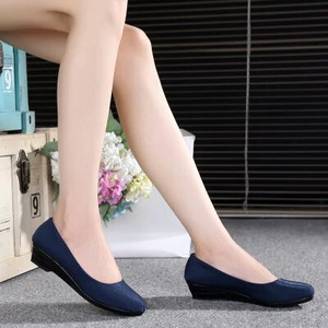 2022. g. Jaunas sieviešu auduma apavi Pekinā Sieviešu Pavasaris Rudens Brīvais laiks Vienvietīgi Apavi Ērti Neslīdoši auduma apavi ikdienas apavi 34-41