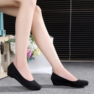 2022. g. Jaunas sieviešu auduma apavi Pekinā Sieviešu Pavasaris Rudens Brīvais laiks Vienvietīgi Apavi Ērti Neslīdoši auduma apavi ikdienas apavi 34-41