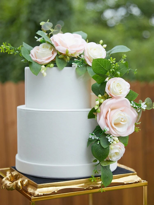 Kunstlik roosi tooli seljalill hotelli bankettide pulmapidude ürituste jaoks Toitlustus Maastikukujundus Paigutus Rekvisiidid Tahavaatepeegli sisekujundus