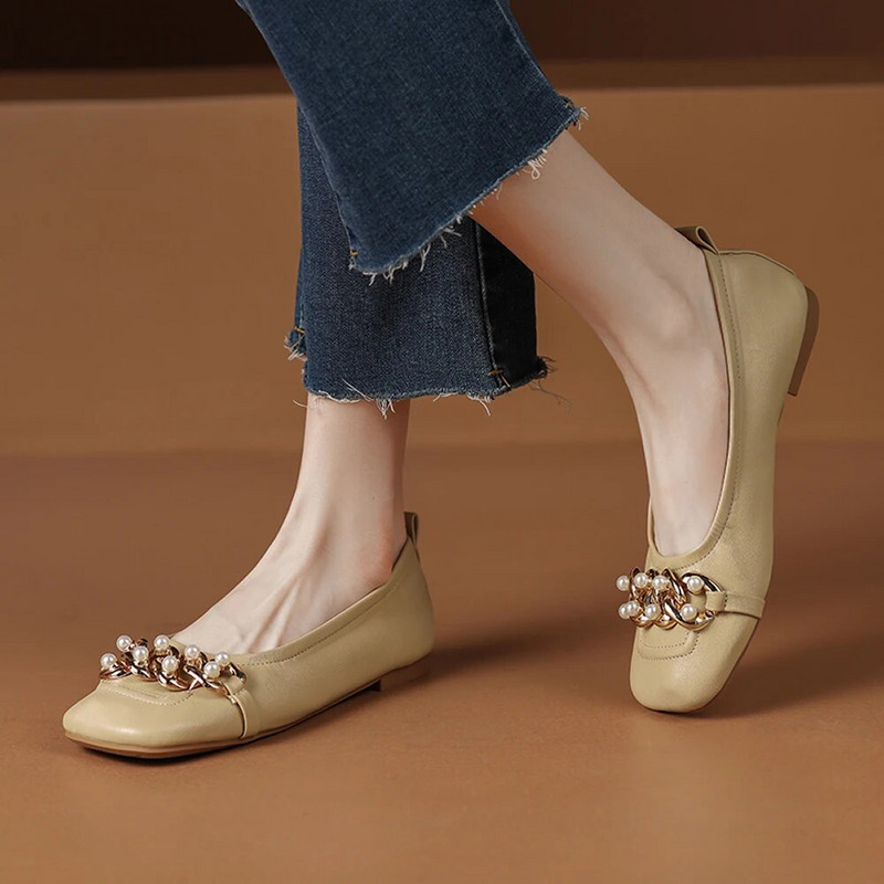 Kožna jednostruka ženska cipela 2023. proljetne ženske cipele temperamentne cipele od graha s četvrtastom glavom i ravnim mekim potplatom bakine cipele