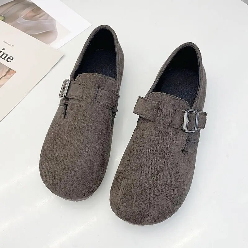 2022. gada jauni vienkrāsaini īsi zābaki ar sprādzes siksniņu Sieviešu apavi pūkaini plīša, uzvelkami plakani apavi Ziemas silti zābaciņi sieviešu sniega zābaki