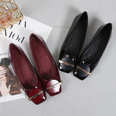 Női lapos esküvői cipők lakkbőr négyszögletes lábujjak fekete piros lapos cipők lapos csúszású tavaszi nyári participő nagy méretű